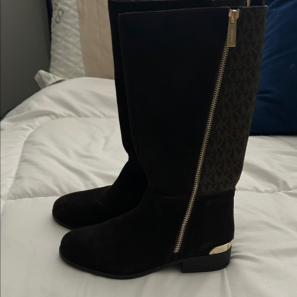 Michael Kors Kids Black and Gold Boots